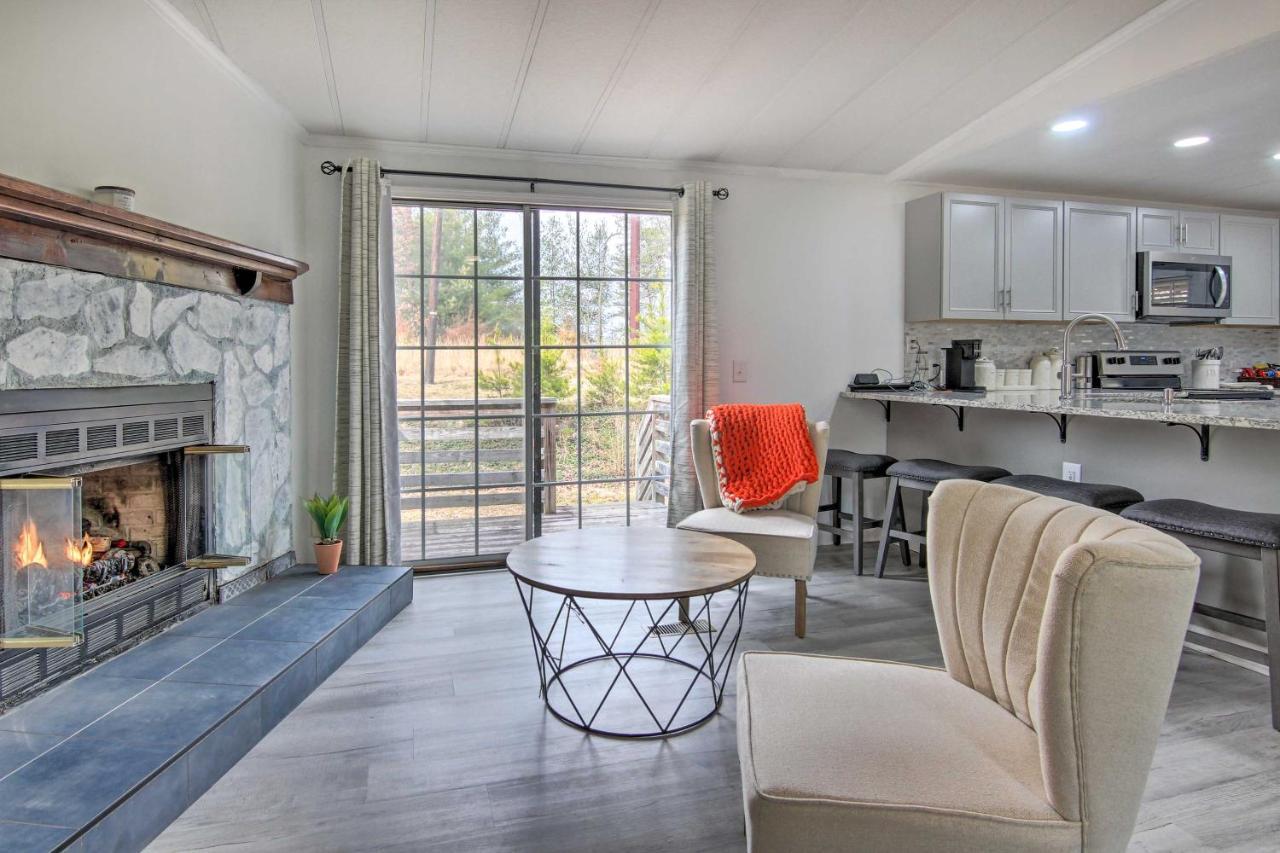 Cozy Asheville Cottage With Grill And Fire Pit! Esterno foto