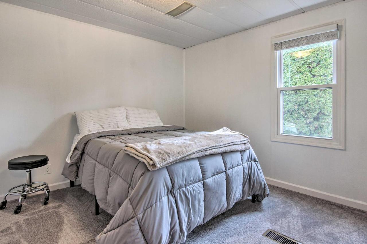 Cozy Asheville Cottage With Grill And Fire Pit! Esterno foto